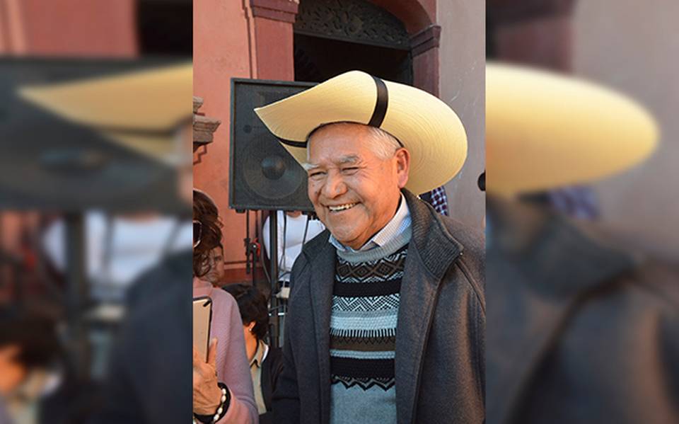 Alegre festejo de cumple al Padre Julián Reséndiz - Diario de Querétaro |  Noticias Locales, Policiacas, de México, Querétaro y el Mundo