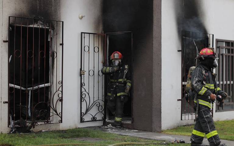 Incendio consume casa en Real del Marqués - Diario de Querétaro | Noticias  Locales, Policiacas, de México, Querétaro y el Mundo