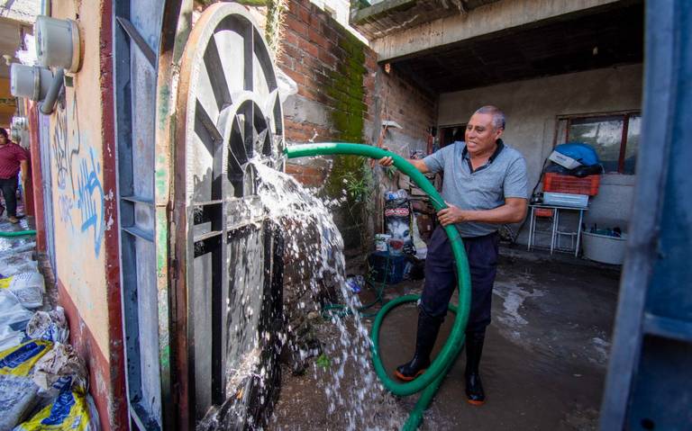 Continúan trabajos de limpieza de casas de El Marqués - Diario de Querétaro  | Noticias Locales, Policiacas, de México, Querétaro y el Mundo